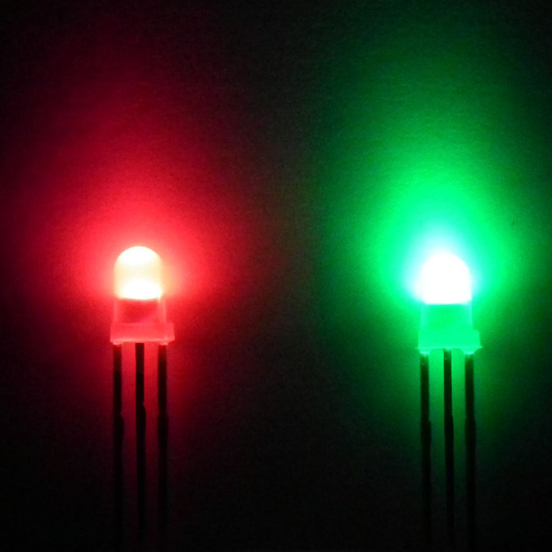 3mm Ultra-Bright Bi-Colour LED- Red/Green , Diffused Lens (3 Lead)