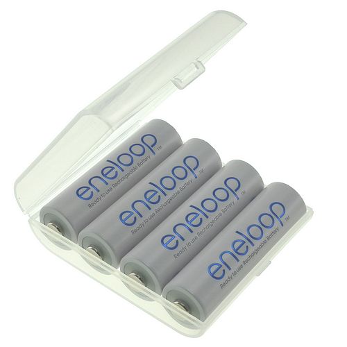 Case for 4 AA batteries (clear)