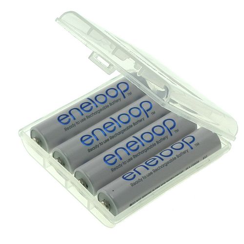 Case for 4 AAA batteries (clear)