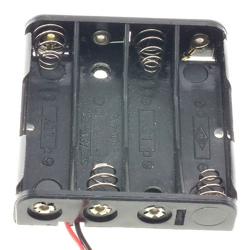 Battery holder for 4 AAA batteries, side by side (wire connects)