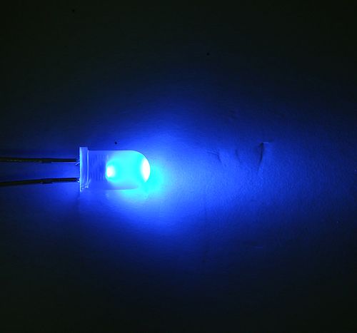 5mm ultra-bright Blue LED - Blue diffused lens