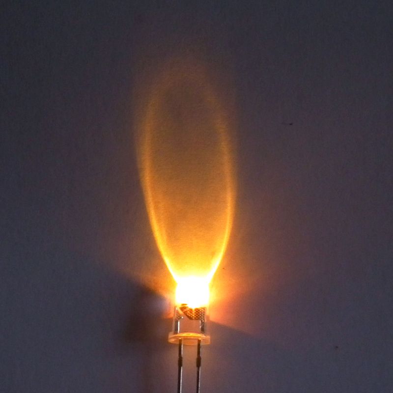 5mm LED flicker yellow ( Candle LED ), clear lens
