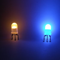 5mm ultra-bright Yellow/Blue bi-colour LED (3 lead)